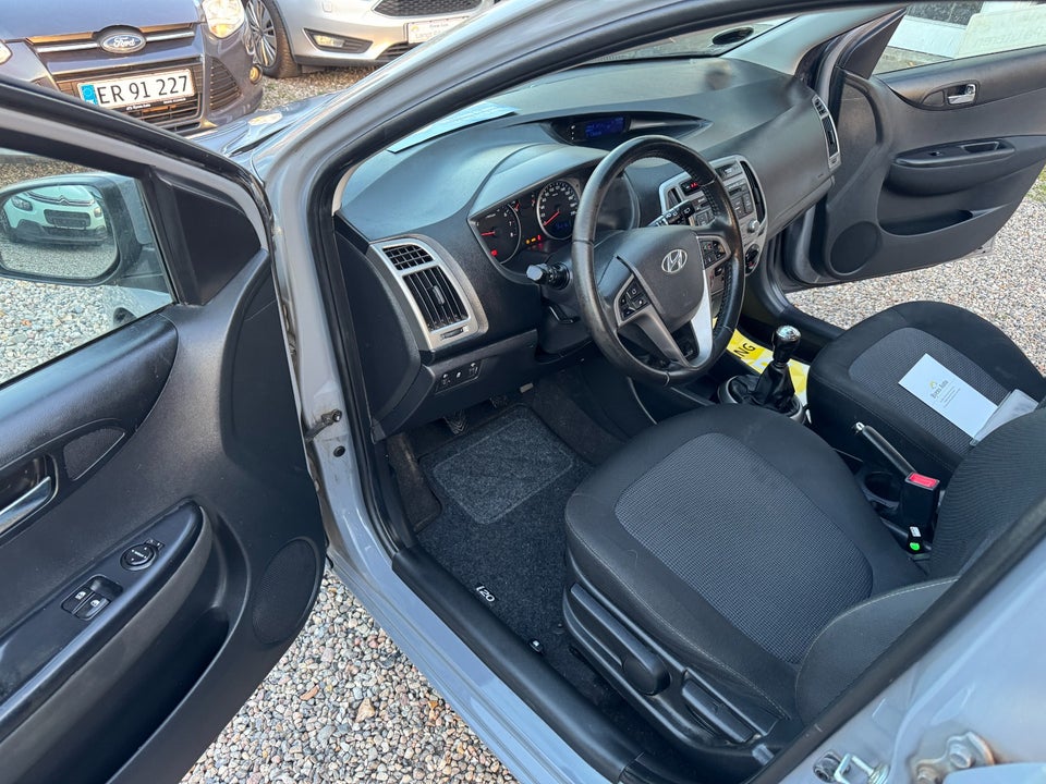 Hyundai i20 1,25 Classic XTR 5d
