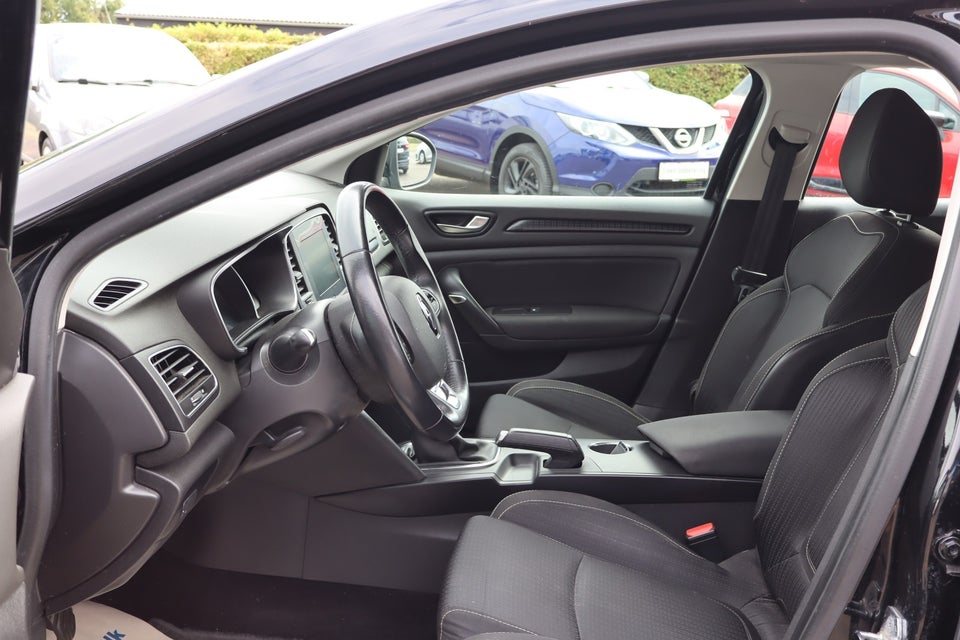 Renault Megane IV 1,2 TCe 100 Zen Sport Tourer 5d