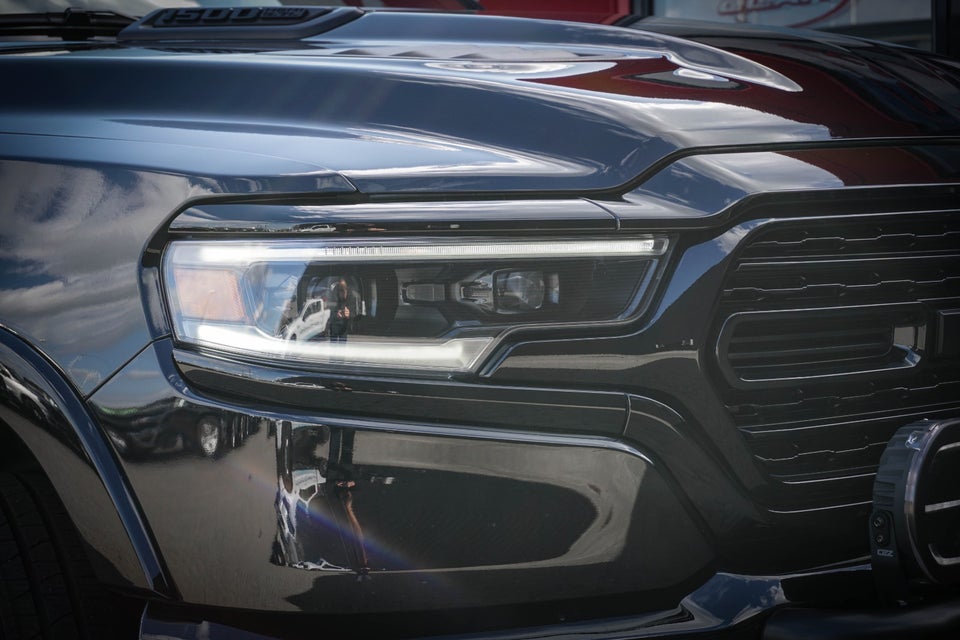 Dodge RAM 1500 5,7 V8 Hemi Limited Night aut. 4d