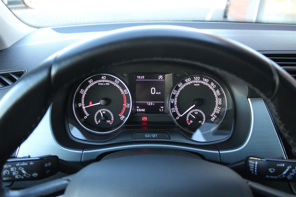 Skoda Fabia 1,0 MPi 60 Ambition 5d