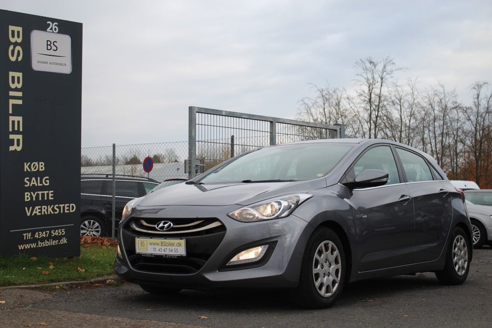 Hyundai i30 1,6 CRDi 110 Style Eco 5d