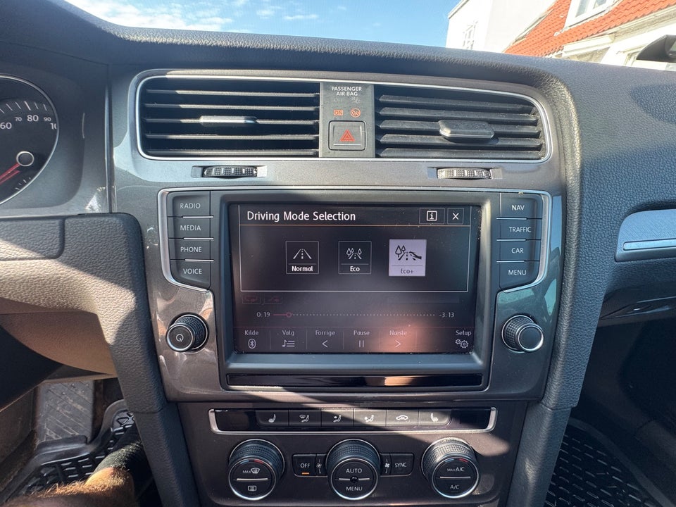 VW e-Golf VII 5d