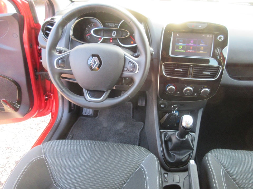 Renault Clio IV 0,9 TCe 75 Zen Sport Tourer 5d