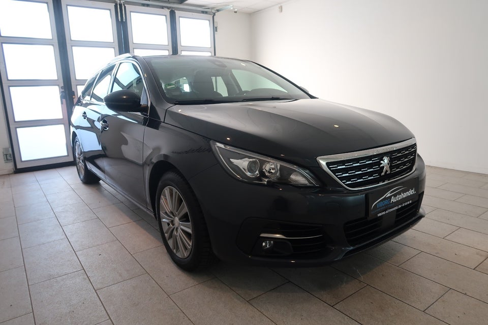 Peugeot 308 1,5 BlueHDi 130 Active SW 5d