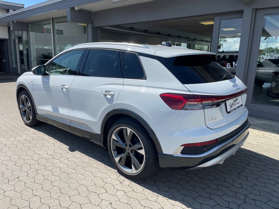 Audi Q4 e-tron 40 Attitude S-line 5d