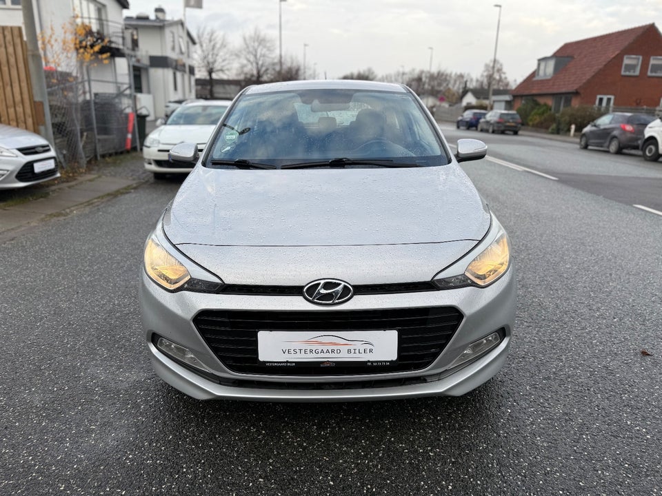 Hyundai i20 1,0 T-GDi Life 5d