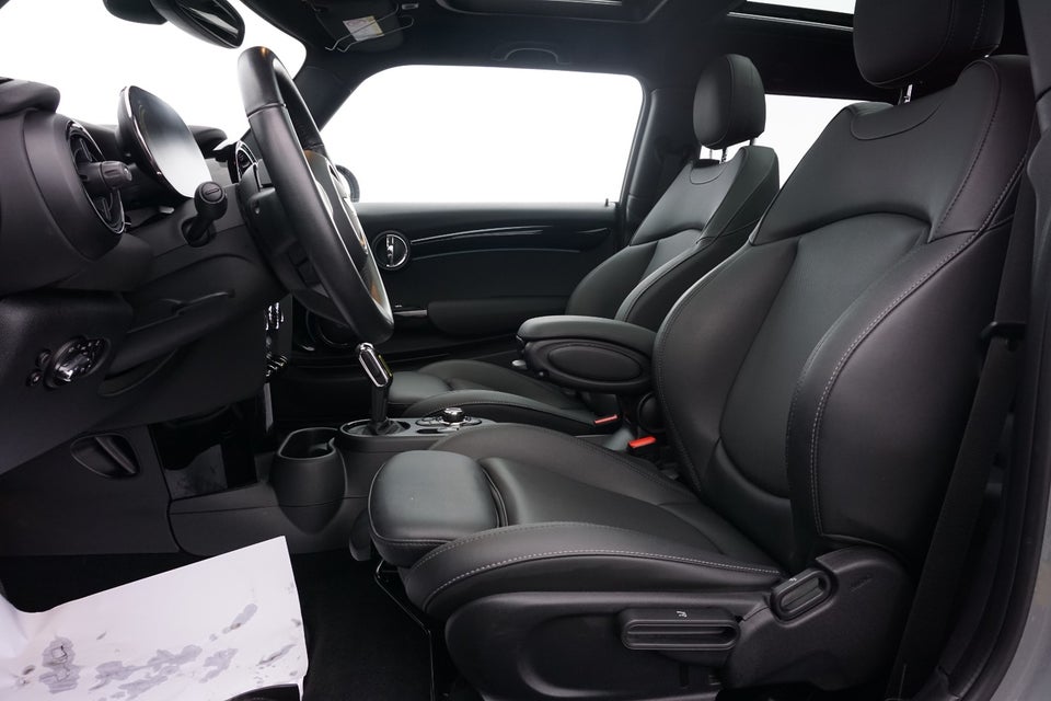 MINI Cooper SE Edition Premium Plus 3d