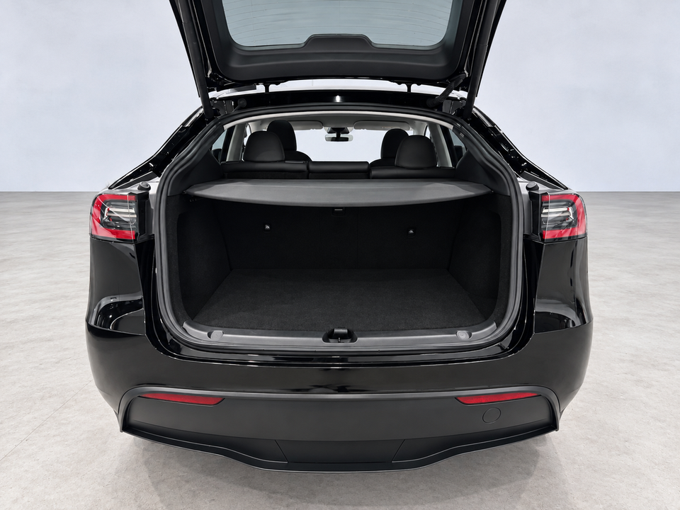 Tesla Model Y Long Range AWD 5d