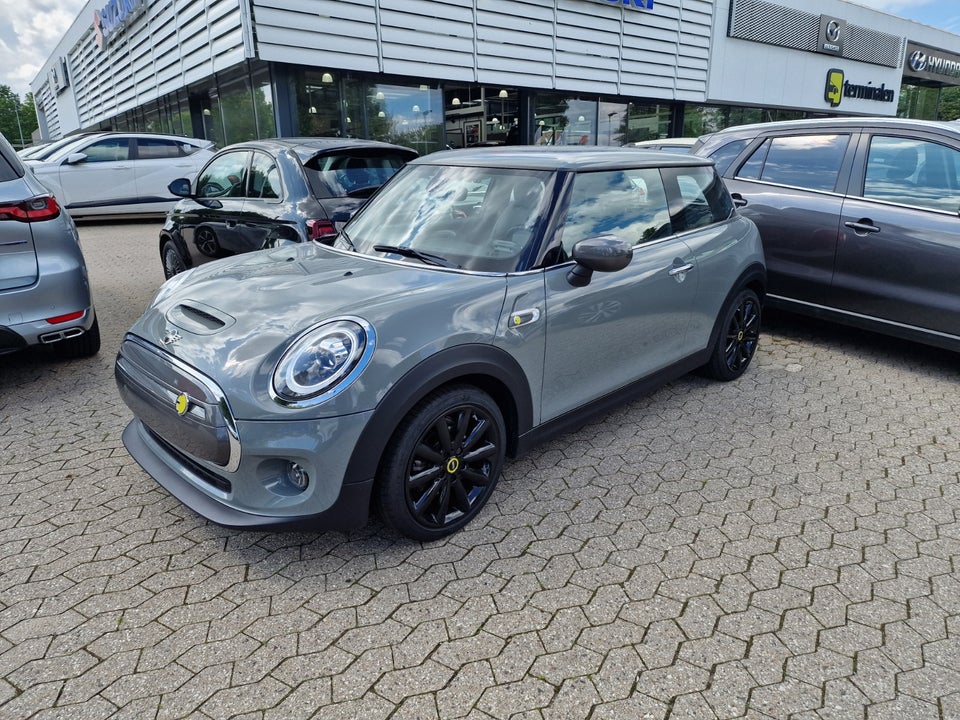 MINI Cooper SE Trim M 3d