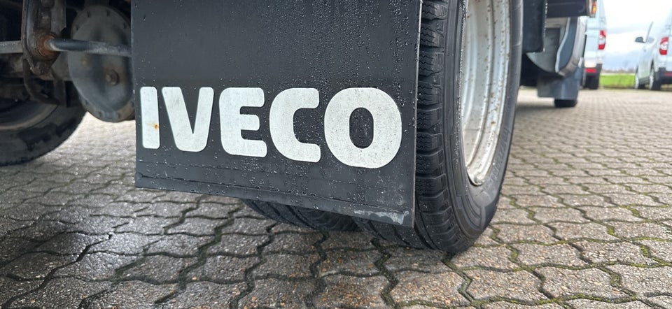 Iveco Daily 2,3 35C16 4100mm Lad 2d