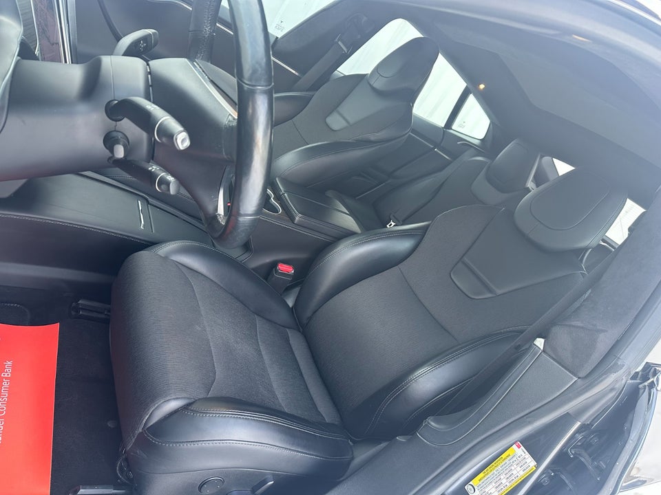 Tesla Model S 90D 5d