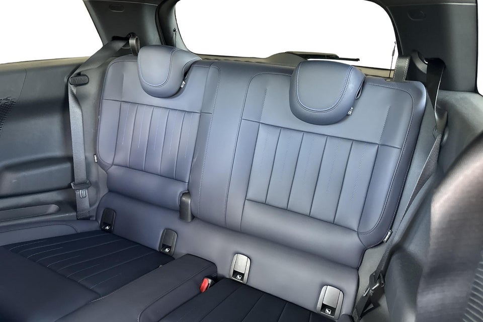 MINI Cooper SE Favoured Trim XL 3d