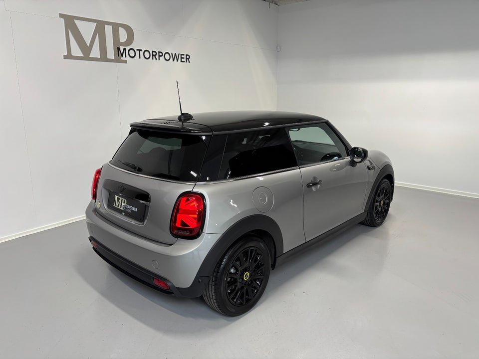 MINI Cooper SE Classic Trim 3d