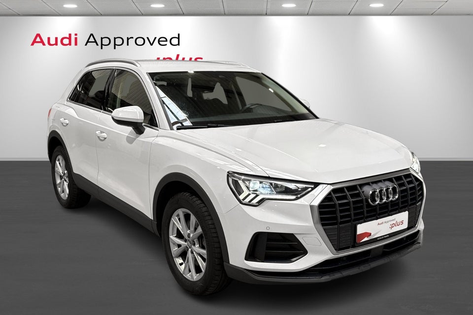 Audi Q3 45 TFSi e Attitude plus S-tr. 5d
