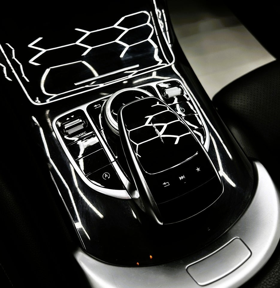 Mercedes C220 d 2,2 AMG Line aut. 4d