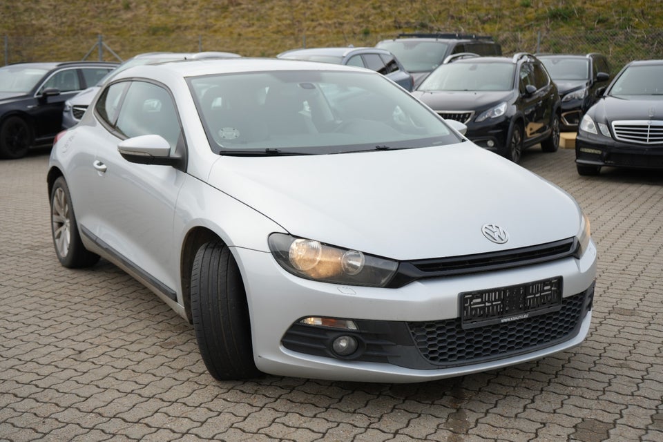 VW Scirocco 2,0 TDi 140 Sport 3d