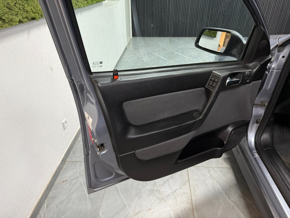 Opel Astra 1,6 16V Comfort 5d