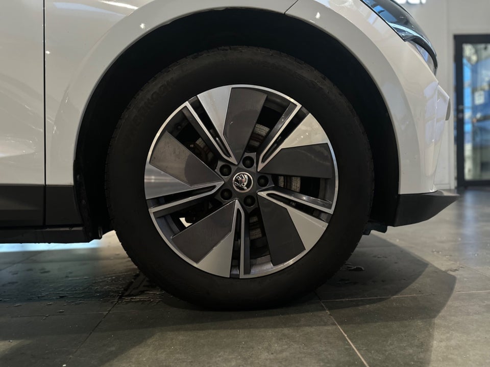 Skoda Enyaq 80 iV Suite 5d