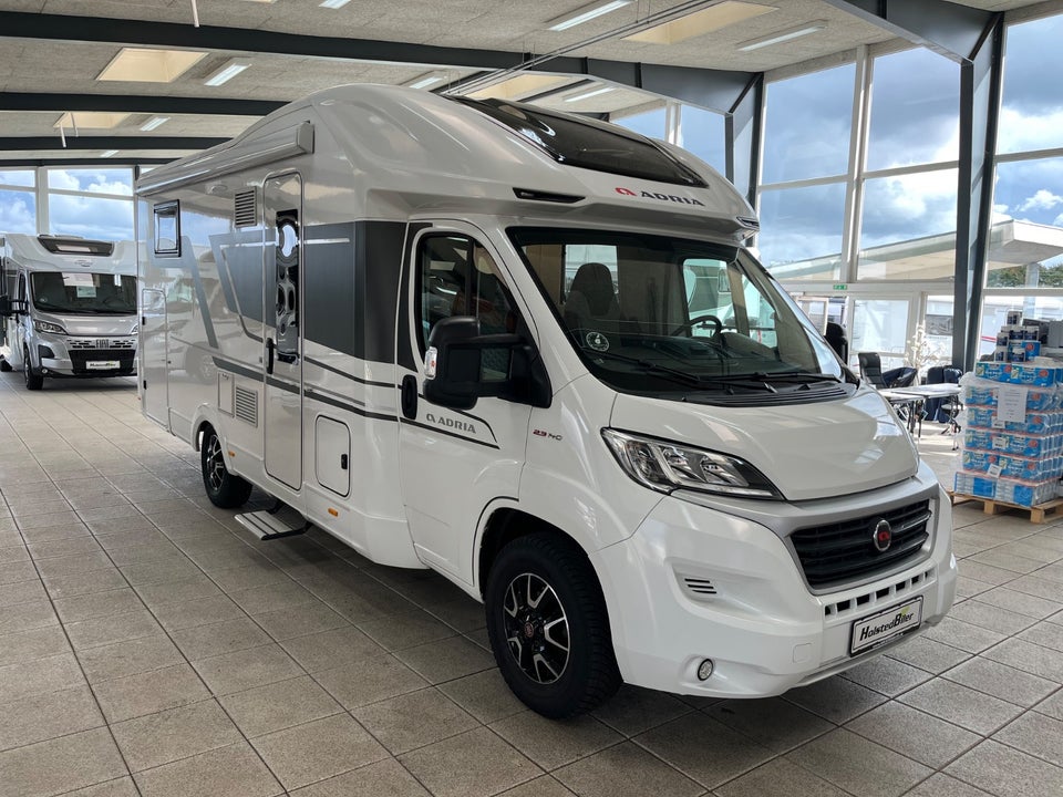 Fiat Adria 2,3 Coral Plus 670 SLT aut. 3d