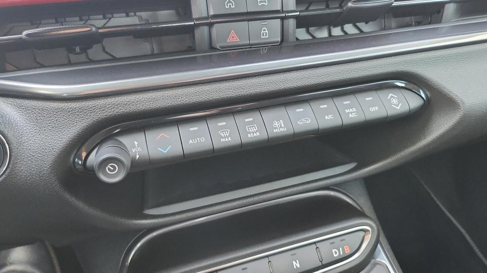 Fiat 600e 54 (RED) 5d