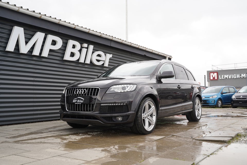 Audi Q7 3,0 TDi 245 S-line quattro Tiptr. 7prs 5d