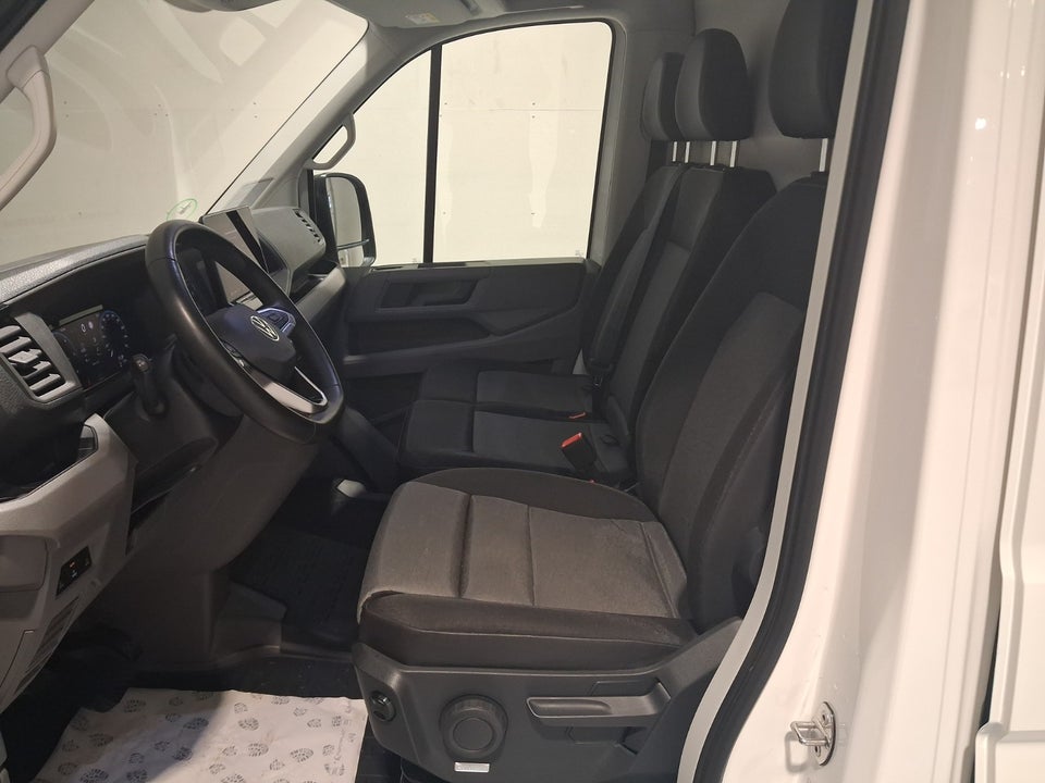 VW Crafter 35 2,0 TDi 177 Kassevogn L3H3 aut.