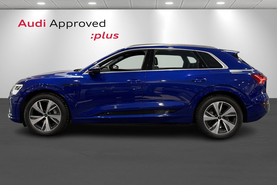 Audi Q8 e-tron 55 S-line quattro 5d