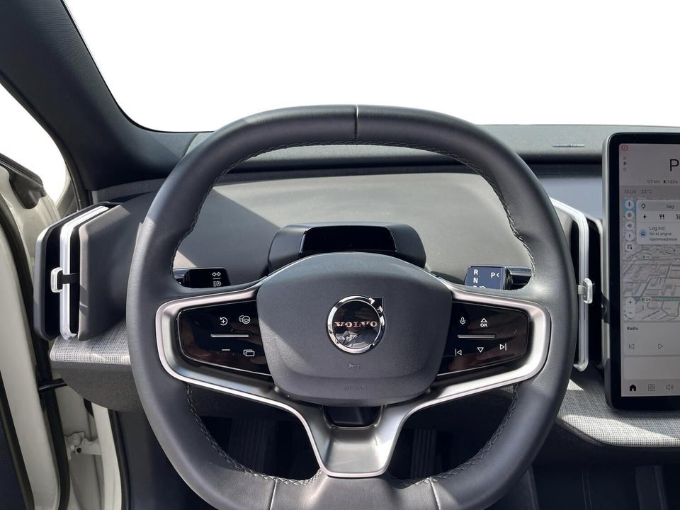 Volvo EX30 Extended Range Plus 5d