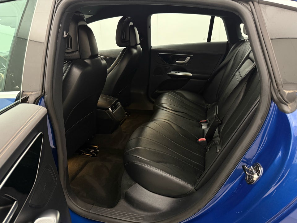 Mercedes EQE350+ Avantgarde 4d