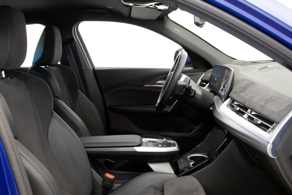 BMW iX2 xDrive30 M-Sport 5d