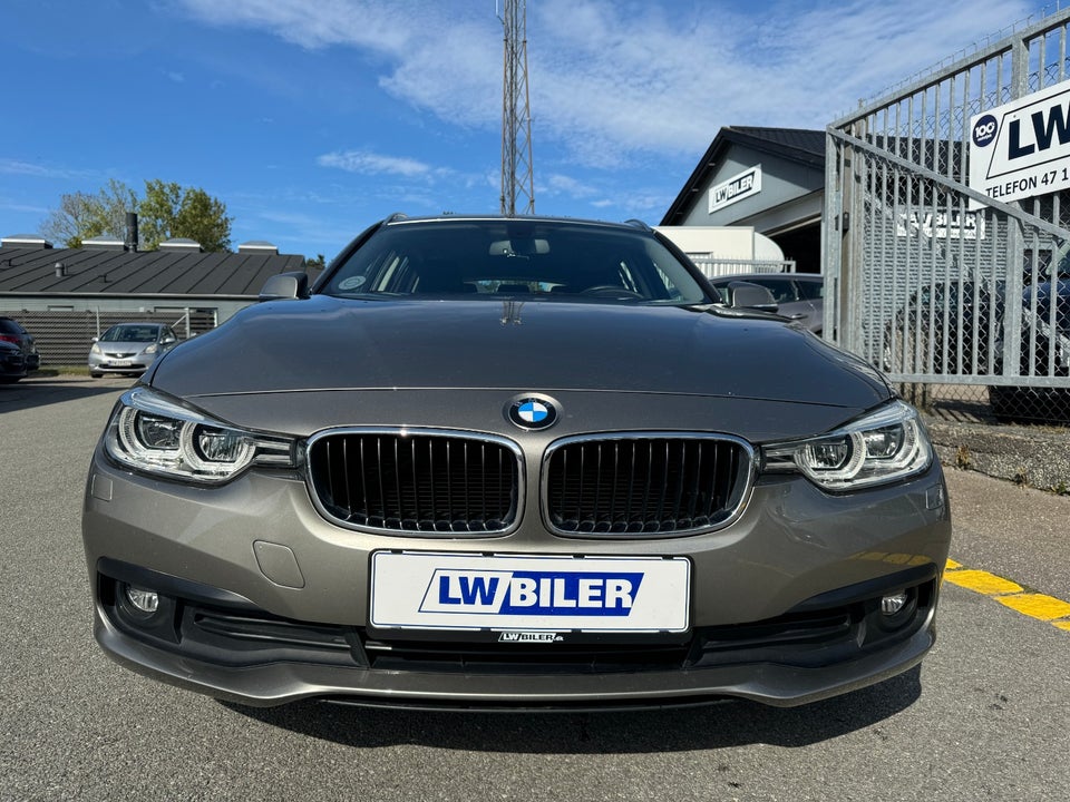 BMW 320d 2,0 Touring Executive aut. 5d