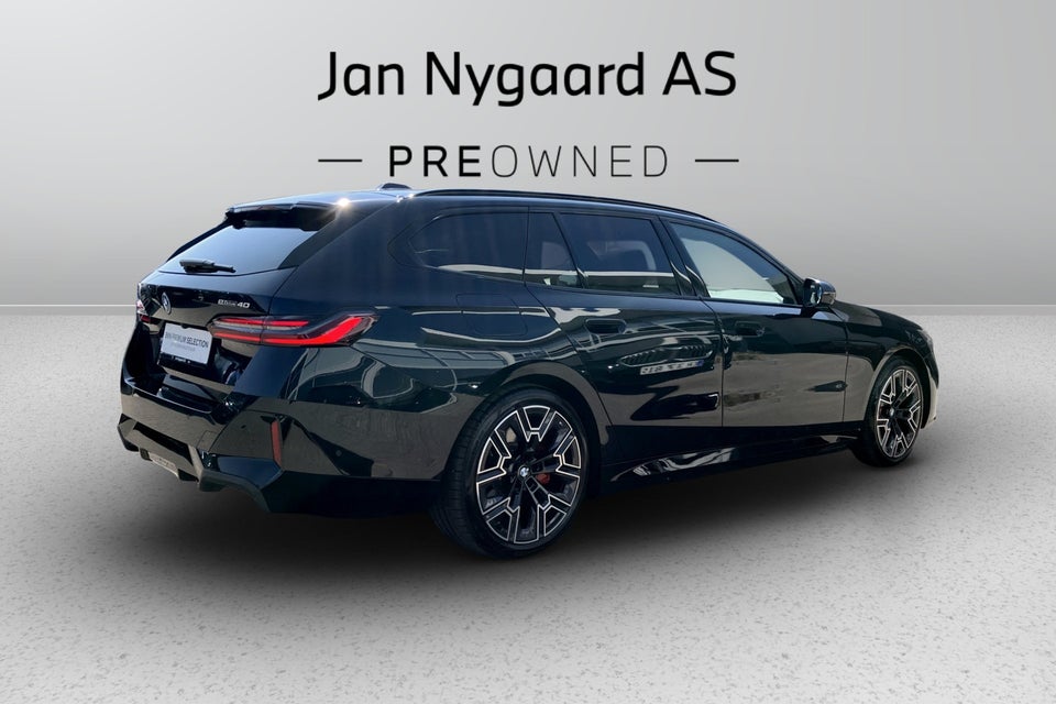 BMW i5 eDrive40 Touring Supercharged 5d