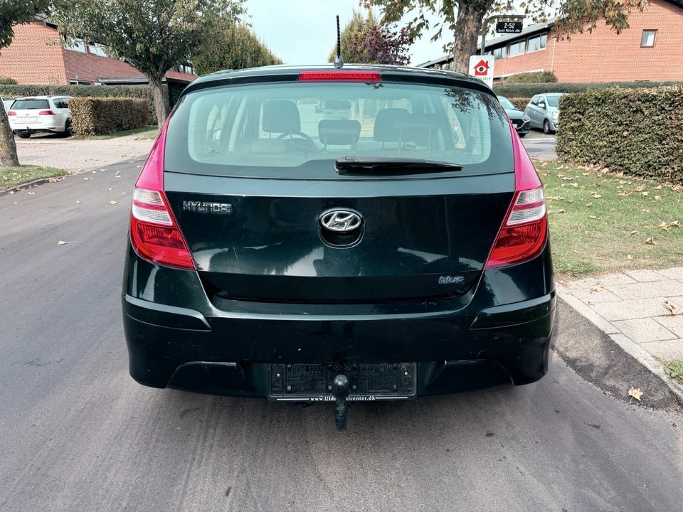 Hyundai i30 1,4 CVVT Classic 5d