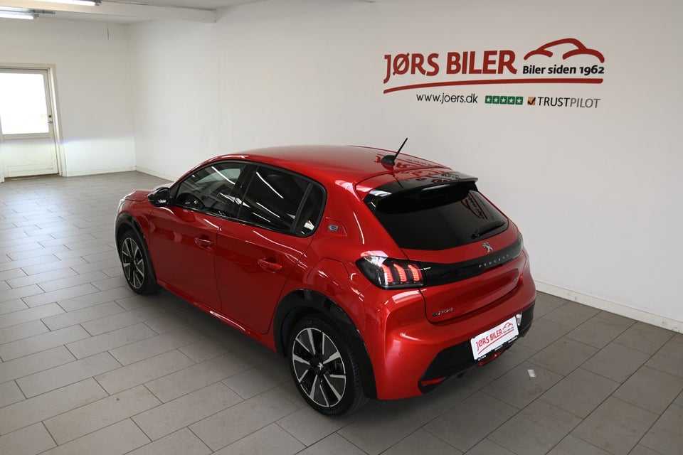 Peugeot e-208 50 GT Pack 5d