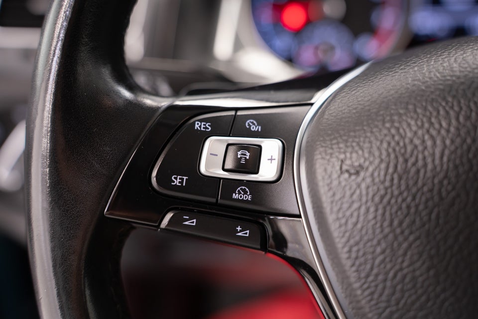 VW Golf VII 1,5 TSi 130 Comfortline Variant DSG 5d