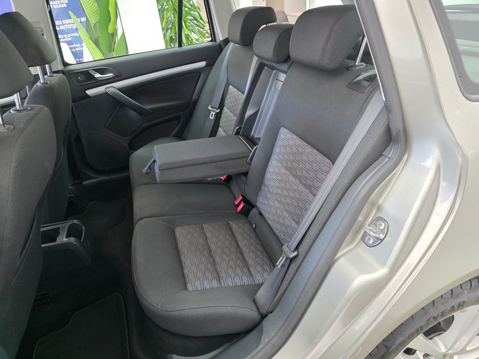 Skoda Octavia 1,2 TSi 105 Ambiente Combi 5d