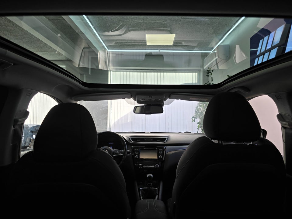 Nissan Qashqai 1,2 Dig-T 115 Tekna 5d