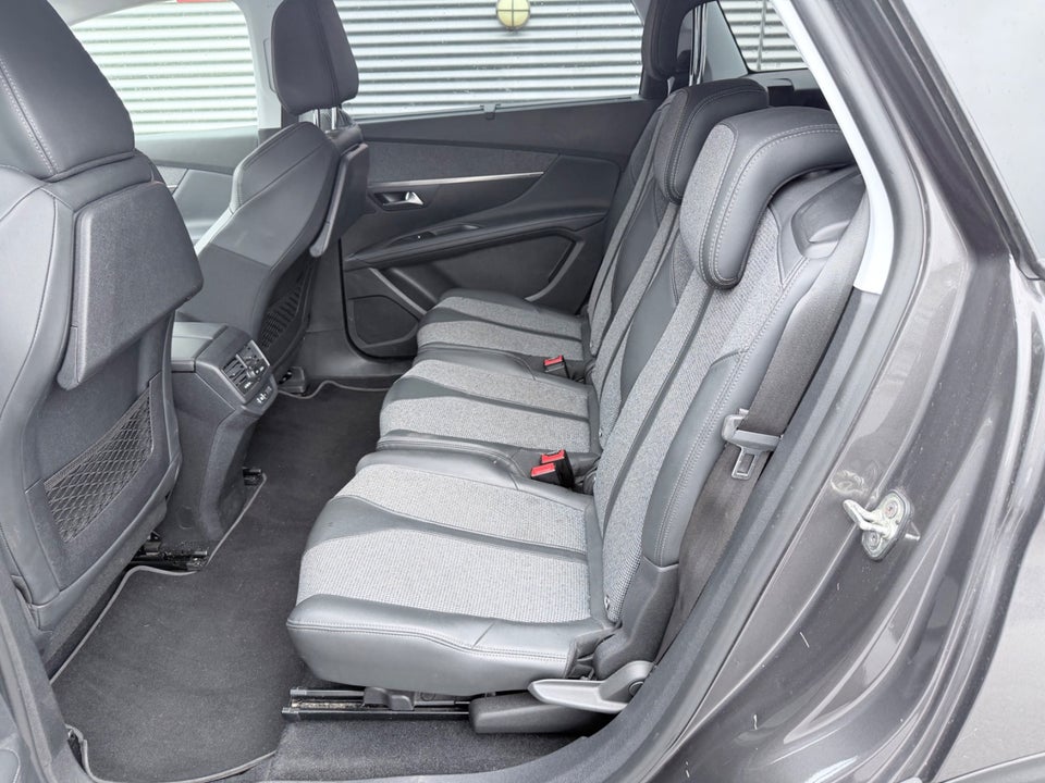 Peugeot 5008 1,5 BlueHDi 130 Allure EAT8 7prs 5d