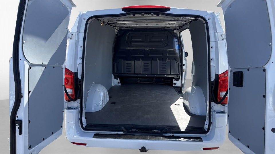 Mercedes Vito 114 2,0 CDi Kassevogn aut. L RWD