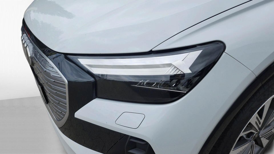 Audi Q4 e-tron 40  5d