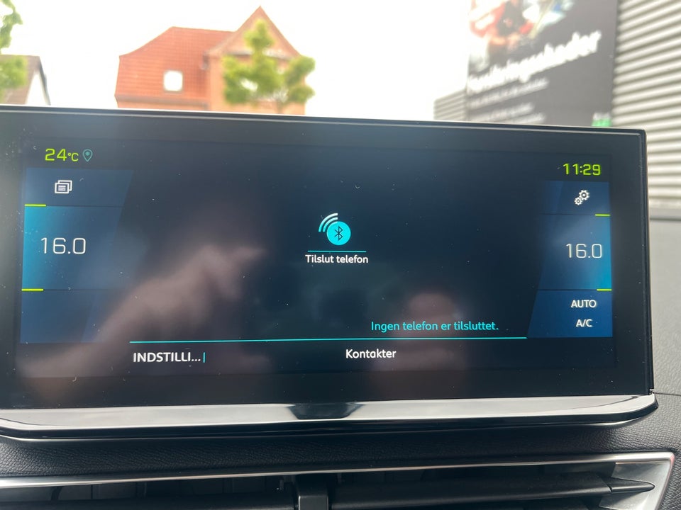 Peugeot 3008 1,6 Hybrid First Selection EAT8 5d