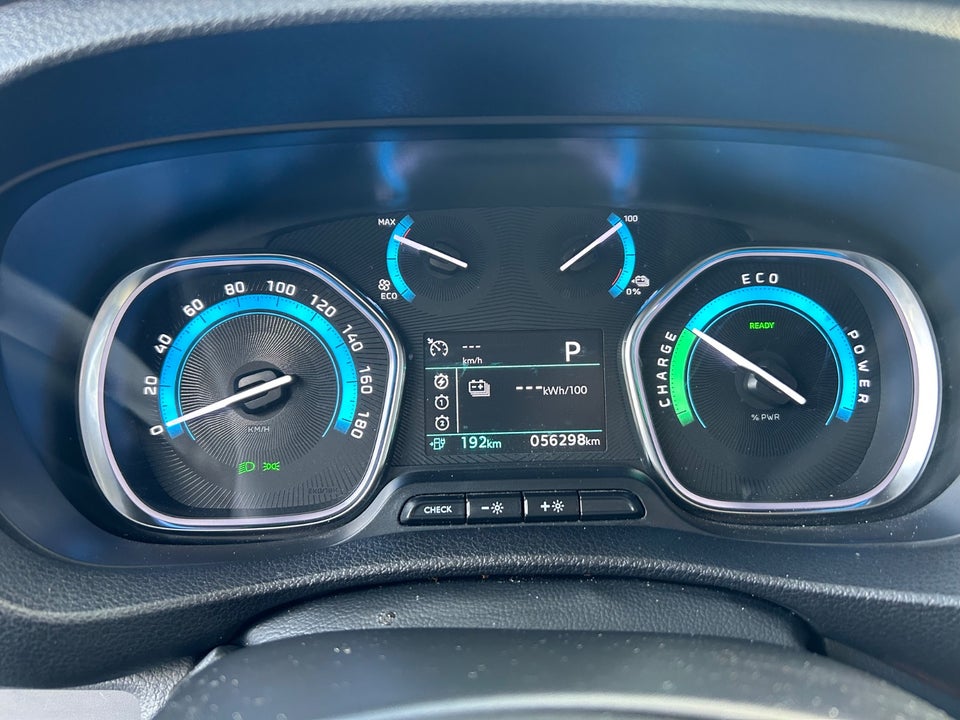 Peugeot e-Expert 50 L2 Plus Van