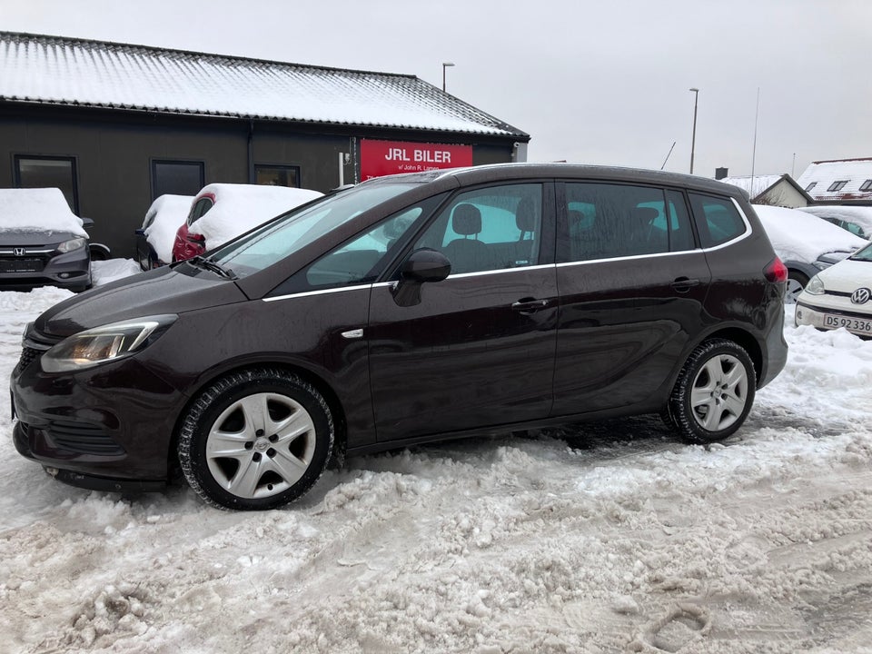 Opel Zafira Tourer 1,4 T 140 Enjoy 7prs 5d