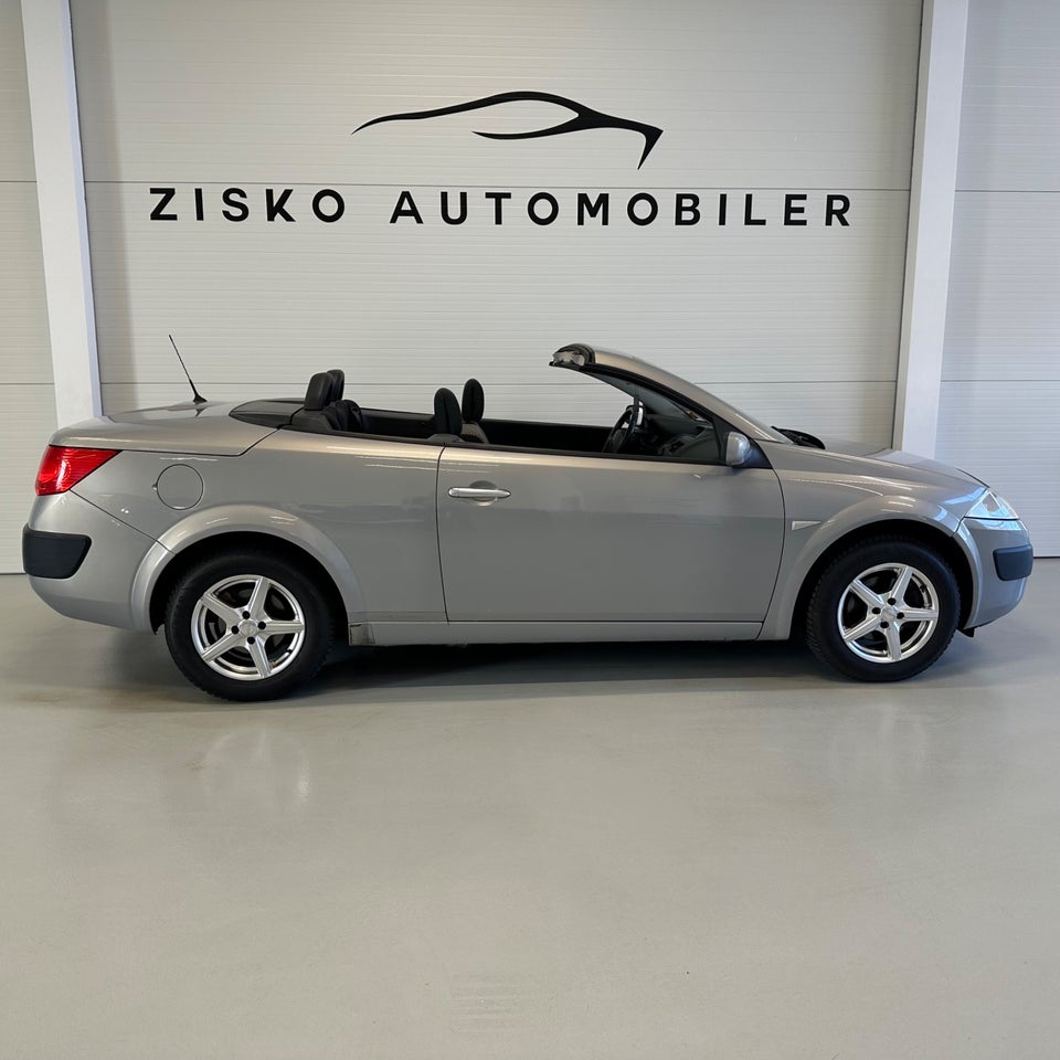 Renault Megane II 1,6 16V CC 2d