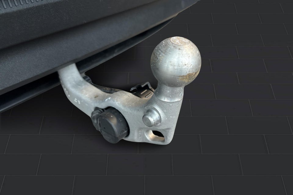 Volvo EX30 Standard Range Plus 5d