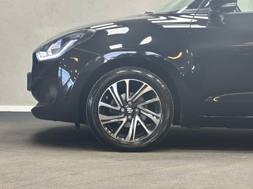 Suzuki Swift 1,2 mHybrid Exclusive 5d
