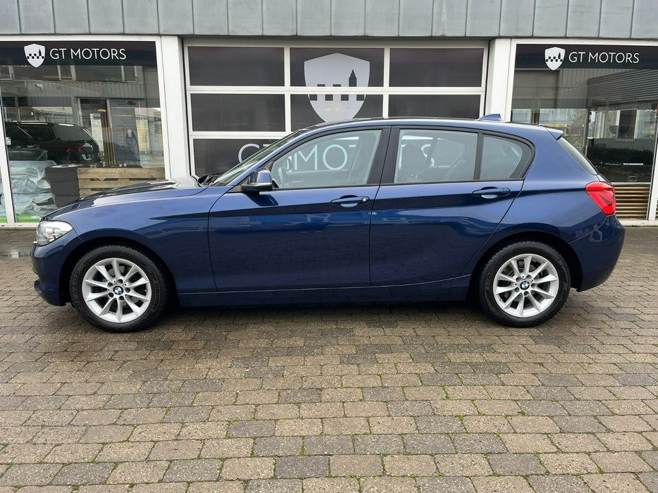 BMW 118i 1,5 Connected aut. 5d