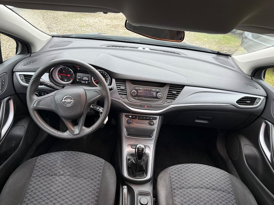 Opel Astra 1,0 T 105 Essentia Sports Tourer 5d