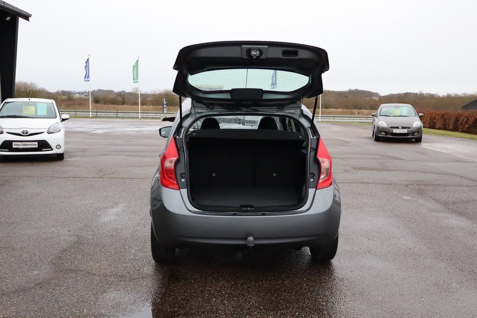Nissan Note 1,2 Acenta Tech 5d