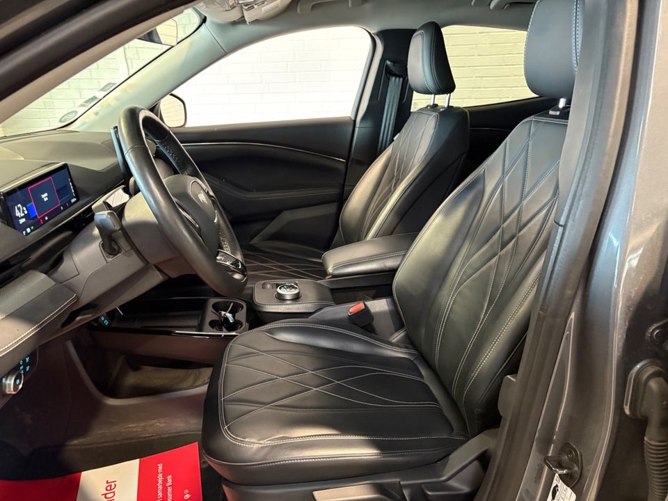 Ford Mustang Mach-E 98 Extended Range 5d